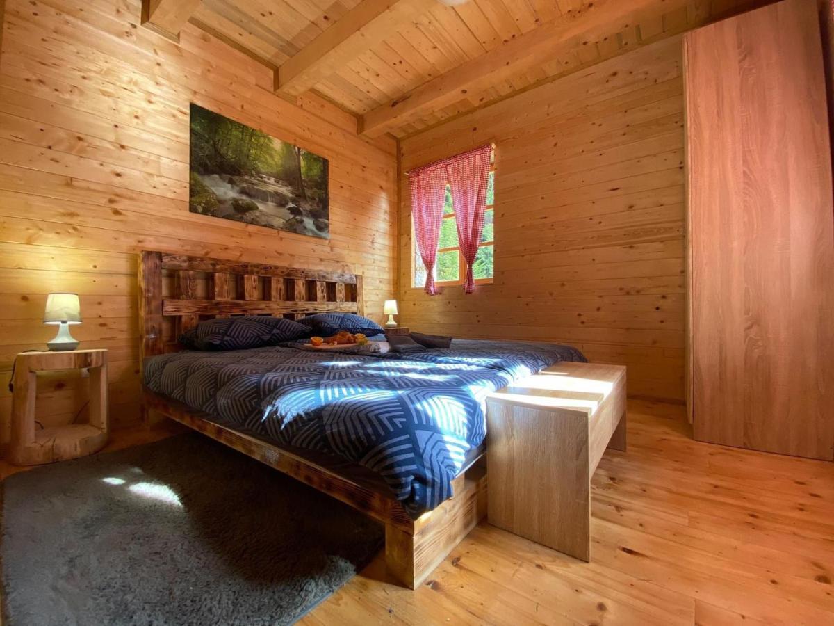Wooden House With A Waterfall "Stipanov Mlin" Villa Plitvička Jezera Dış mekan fotoğraf